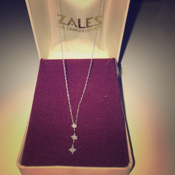 Zales Jewelry - Three Stone Diamond Necklace
